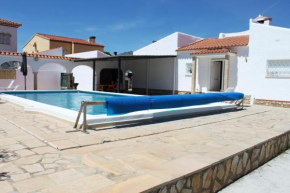 3 bedrooms villa with private pool enclosed garden and wifi at Miami Platja 1 km away from the beach
